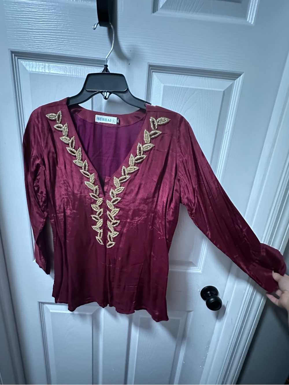 Women's Maroon Long-Sleeve V-Neck Top with Gold Embroidery